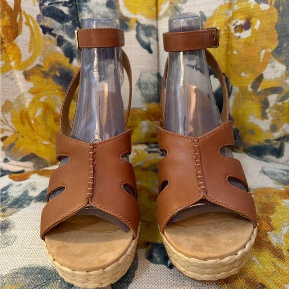 NWT UGG Careena Wedge Sandal in Chestnut Size 8.5 - Picture 4 of 11
